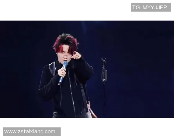 崇拜薛之谦足球明星的魅力与激情如何影响年轻一代的追梦之路