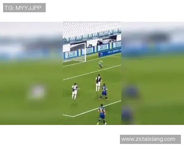 足球明星在舞池中的魅力瞬间展现与激情碰撞的完美结合 足球明星在舞池中的魅力瞬间展现与激情碰撞的完美结合